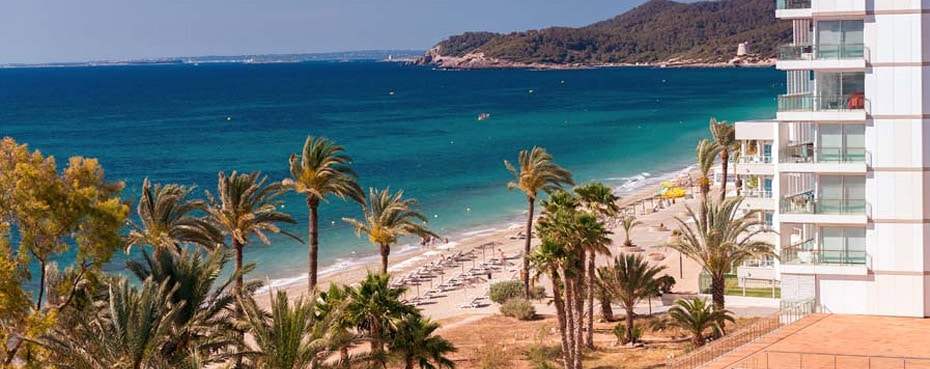 [Immagine: Playa-Den-Bossa-Ibiza-1.jpg]