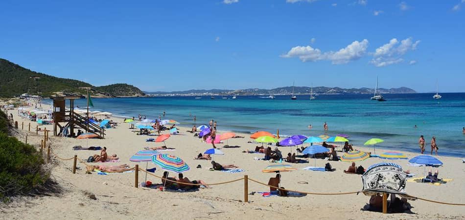 Spiaggia gay di Es Cavallet Ibiza