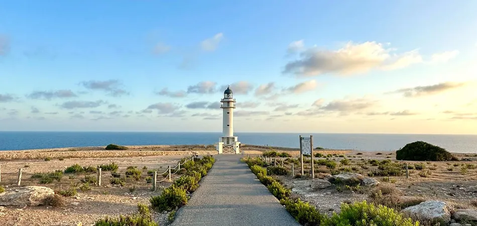 Cosa fare a Formentera: ecursione a Cap di Barbaria